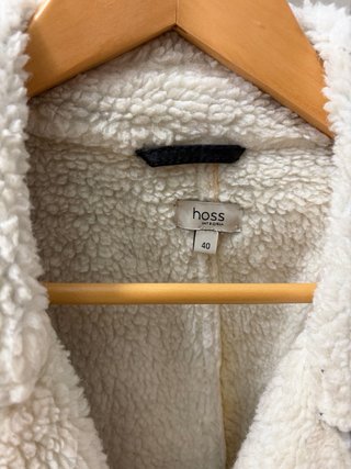 Chaqueta Hoss Intropia cuero forrada M