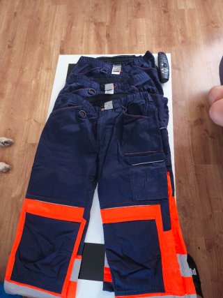 3 Pantalones de trabajo talla 44 azul/naranja
