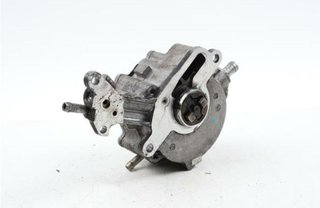 Bomba vacio 038145209m volkswagen golf 2.0 120492