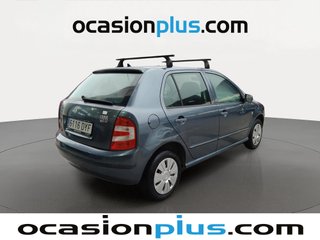 Skoda Fabia 1.2 Young 47 kW (64 CV)