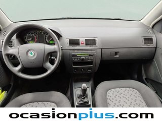Skoda Fabia 1.2 Young 47 kW (64 CV)