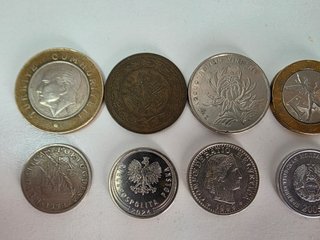 LOTE - 14 MONEDAS - PAÍSES
