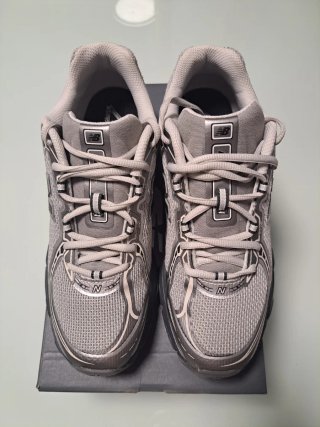 New Balance 740 Talla 42 - Usadas 1 vez