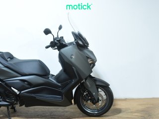YAMAHA XMAX 125