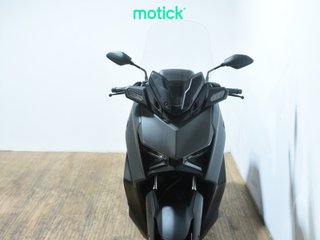 YAMAHA XMAX 125