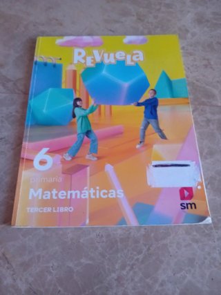 3 libros Revuela matemáticas 6to de primaria.