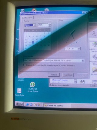Ordenador IBM Personal Computer 300PL