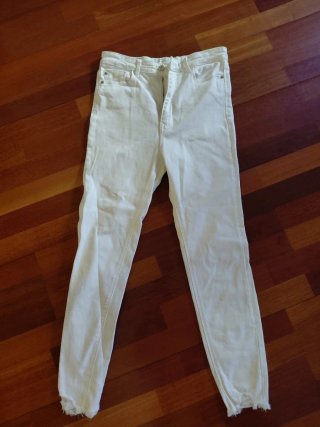 Pantalón Stradivarius Blanco Roto