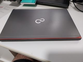 Portátil Fujitsu Lifebook E746 14 i5-6300U 8GB RAM