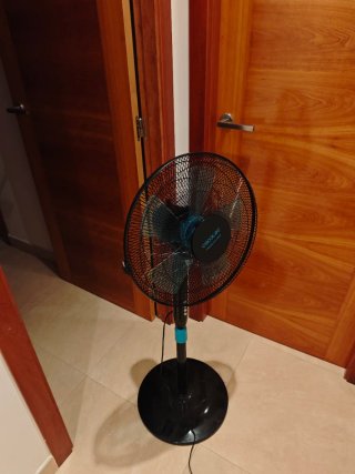 Ventilador Cecotec Negro y Azul