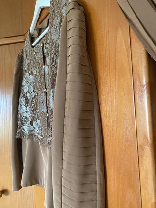 Conjunto fiesta mujer marrón y dorado
