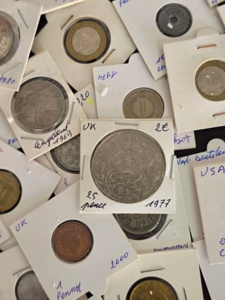 Más de 150 monedas encapsuladas + Japón Edo