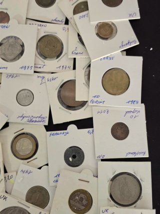 Más de 150 monedas encapsuladas + Japón Edo
