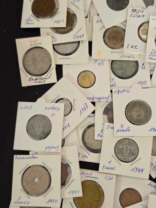 Más de 150 monedas encapsuladas + Japón Edo