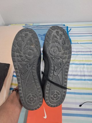 Zapatillas Nike Negras y Blancas
