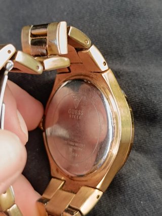 Reloj original Guess Dorado Mujer