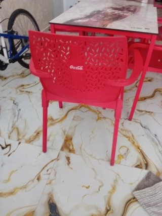 4mesas y 10 Sillas Rojas Coca-Cola