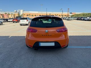 SEAT Leon Cupra R