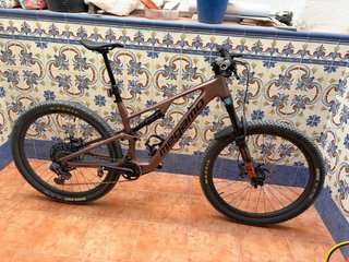 Megamo Native 05 Ebike Ligera cambio por carretera