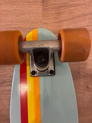 Skate OBFIVE con diseño retro