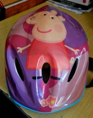 Bici infantil niña Btwin rosa + 2 cascos nuevos