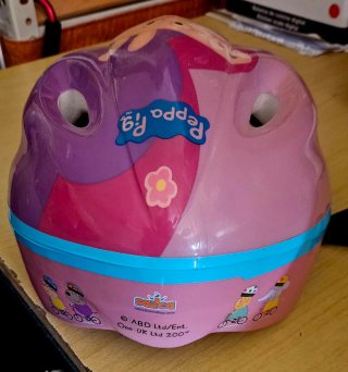 Bici infantil niña Btwin rosa + 2 cascos nuevos