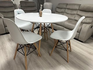 Mesa redonda blanca y 4 sillas