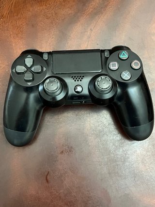 Consola PS4 Slim Negra dos mandos