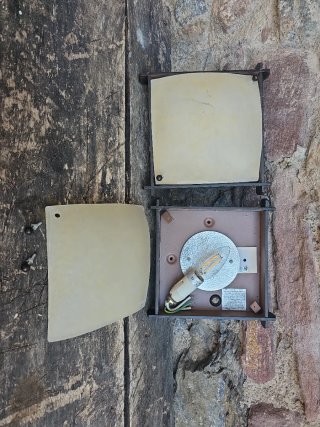 Lámpara de pared  hierro forjado y cristal