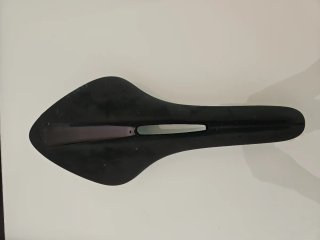Sillín Fizik Arione R1 Carbono
