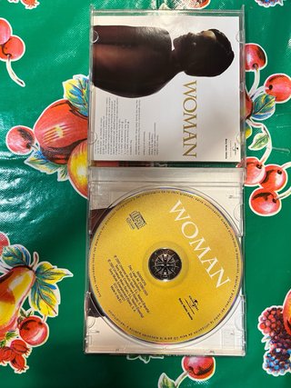 CD Woman Vol. 1 R&B Soul 2000 + Librito