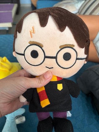 Lote 5 peluches: oveja, pollo, tiburón, Harry Pott