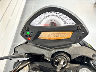 Kawasaki Naked Negra ER 6 N