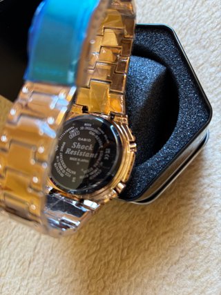 Reloj Deportivo Muy Resistente Dorado Rosado