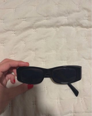 Gafas de sol Prada negras