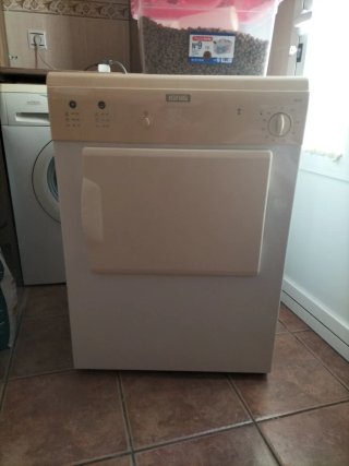 Secadora Ignis 7kg Condensación