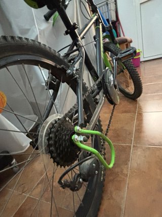 Bicicleta Infantil B'Twin 20 Negra/Verde
