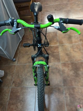 Bicicleta Infantil B'Twin 20 Negra/Verde