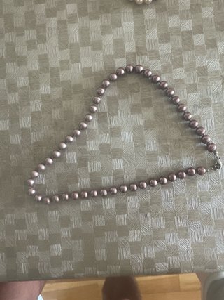 Conjunto collar y pulseras de perlas