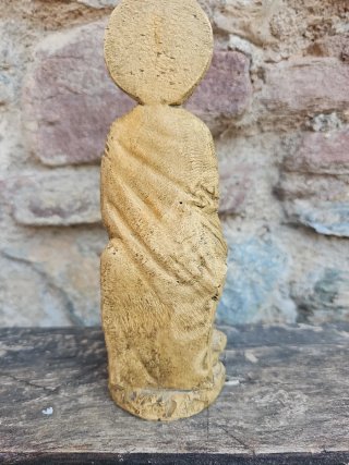 Figura religiosa antigua