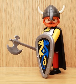 Playmobil Jefe Vikingo referencia 7678