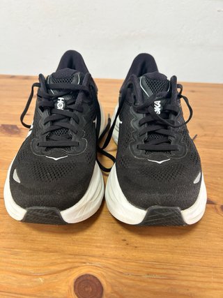 Zapatillas Hoka Bondi 9 Negras/Blancas