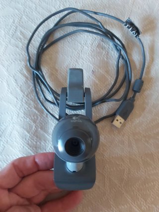 Webcam Logitech Giratoria + Disco Instalación