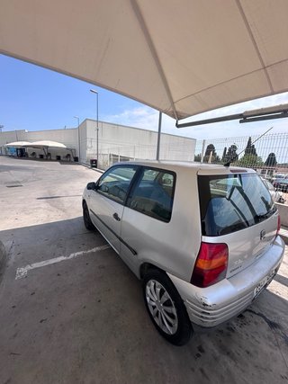 SEAT Arosa 2002