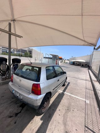 SEAT Arosa 2002