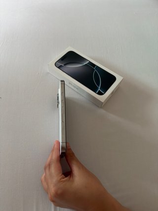 iPhone 16 Pro 256 GB Blanco Titanio