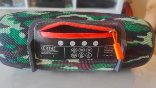 Altavoz portátil camuflaje