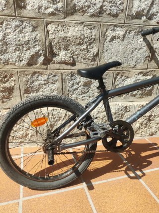 Bici BMX Gris
