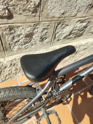 Bici BMX Gris