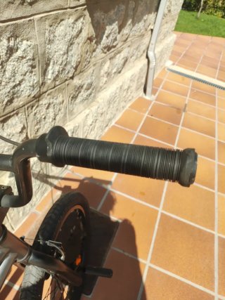 Bici BMX Gris